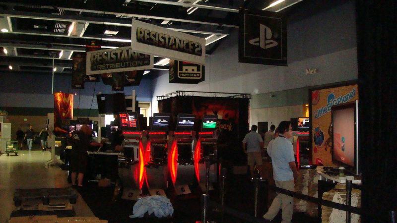 Illustration for article titled Breaking: An Early Look at the PAX Exhibit Floor